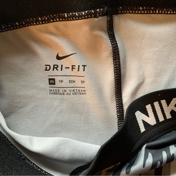 NWT Nike Pro Cool Workout Leggings - Picture 5 of 5